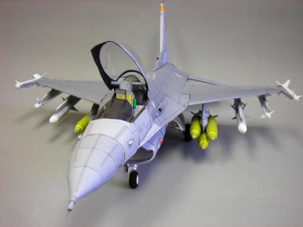 F-16 Viper from Halinski