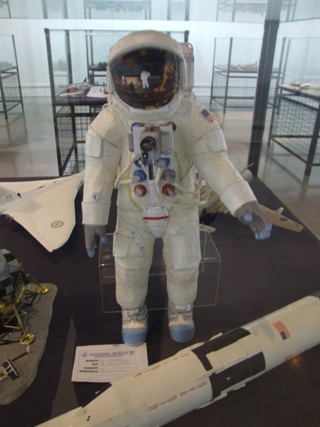 astronaut3