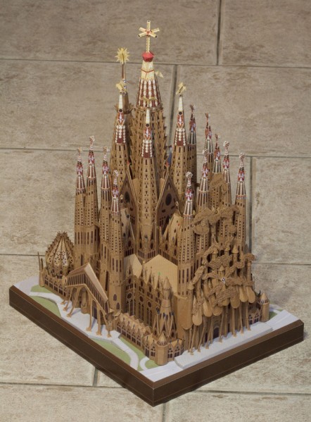 Sagrada Familia - Paper Modelers Gallery